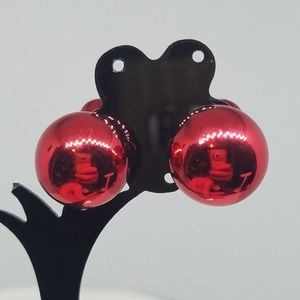 🎄free w purchase sided Ruby Red Earrings